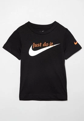 T-shirt z nadrukiem Nike Sportswear