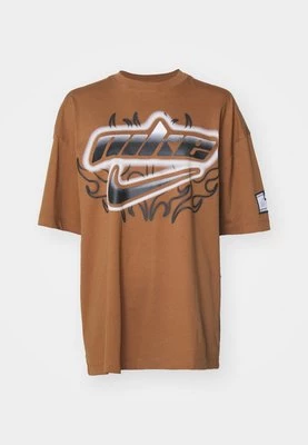 T-shirt z nadrukiem Nike Sportswear