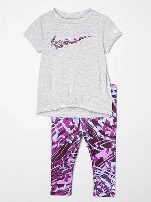 T-shirt z nadrukiem Nike Sportswear