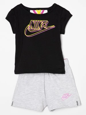 T-shirt z nadrukiem Nike Sportswear