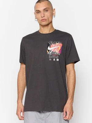 T-shirt z nadrukiem Nike Sportswear