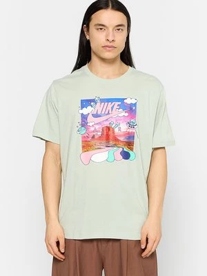 T-shirt z nadrukiem Nike Sportswear