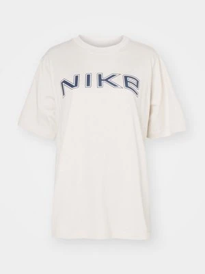 T-shirt z nadrukiem Nike Sportswear