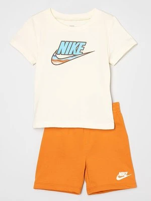 T-shirt z nadrukiem Nike Sportswear