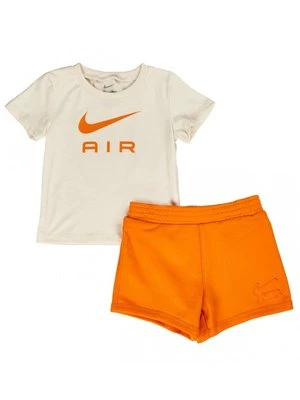 T-shirt z nadrukiem Nike Sportswear