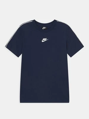 T-shirt z nadrukiem Nike Sportswear
