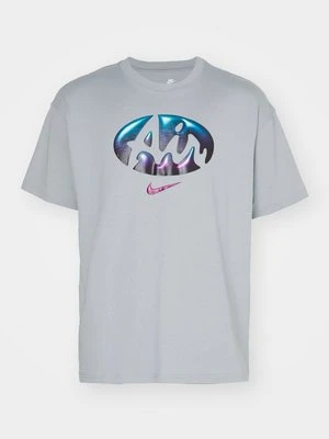 T-shirt z nadrukiem Nike Sportswear