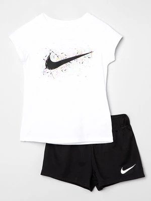 T-shirt z nadrukiem Nike Sportswear