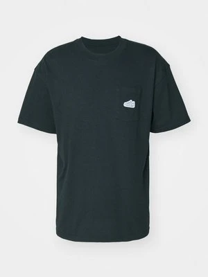 T-shirt z nadrukiem Nike Sportswear