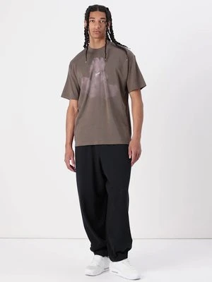 T-shirt z nadrukiem Nike Sportswear