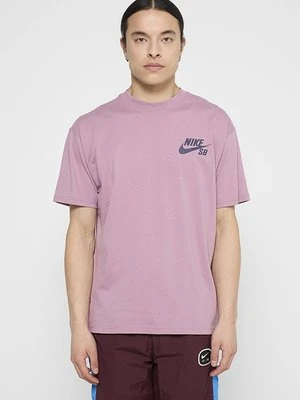 T-shirt z nadrukiem Nike Sportswear