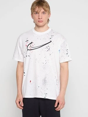 T-shirt z nadrukiem Nike Sportswear