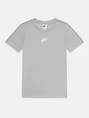 T-shirt z nadrukiem Nike Sportswear