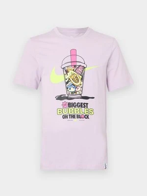 T-shirt z nadrukiem Nike Sportswear