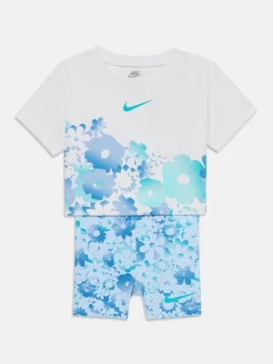 T-shirt z nadrukiem Nike Sportswear
