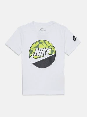 T-shirt z nadrukiem Nike Sportswear