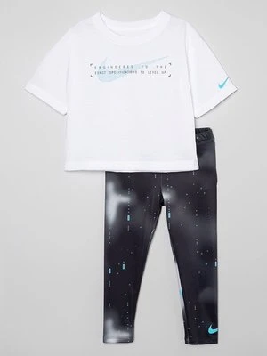 T-shirt z nadrukiem Nike Sportswear