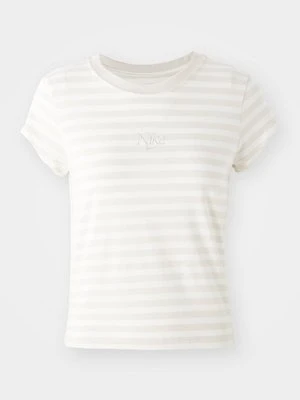 T-shirt z nadrukiem Nike Sportswear