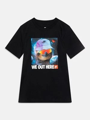 T-shirt z nadrukiem Nike Sportswear
