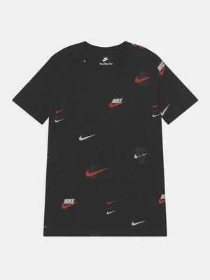 T-shirt z nadrukiem Nike Sportswear