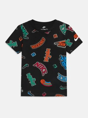 T-shirt z nadrukiem Nike Sportswear