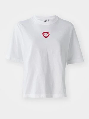 T-shirt z nadrukiem Nike Sportswear