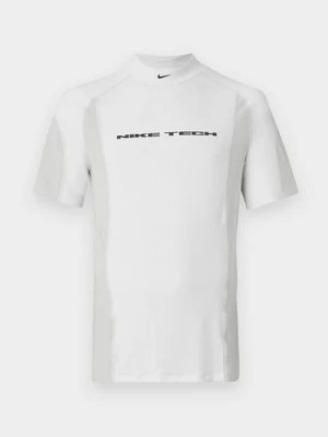 T-shirt z nadrukiem Nike Sportswear