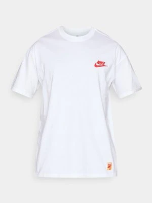 T-shirt z nadrukiem Nike Sportswear