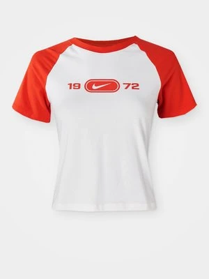 T-shirt z nadrukiem Nike Sportswear