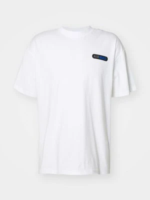 T-shirt z nadrukiem Nike Sportswear