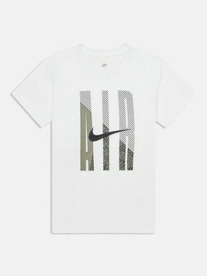 T-shirt z nadrukiem Nike Sportswear