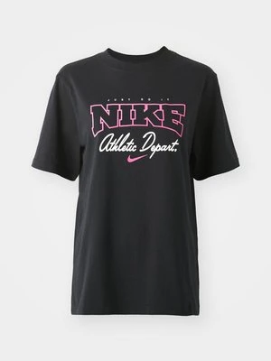 T-shirt z nadrukiem Nike Sportswear