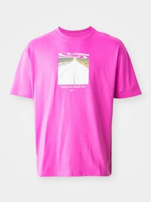 Zdjęcie produktu T-shirt z nadrukiem Nike Sportswear