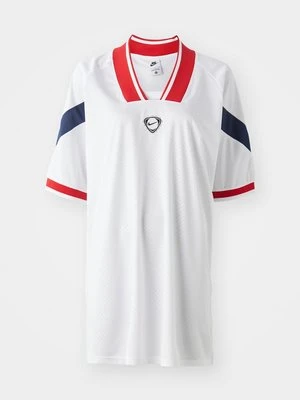 T-shirt z nadrukiem Nike biały