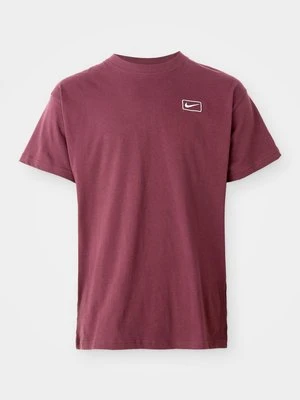 T-shirt z nadrukiem Nike Sportswear