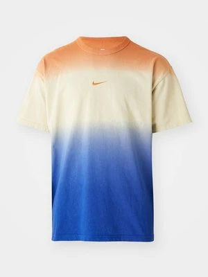 T-shirt z nadrukiem Nike Sportswear