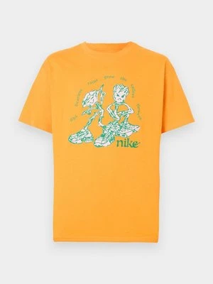 T-shirt z nadrukiem Nike Sportswear