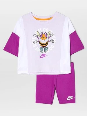 T-shirt z nadrukiem Nike Sportswear