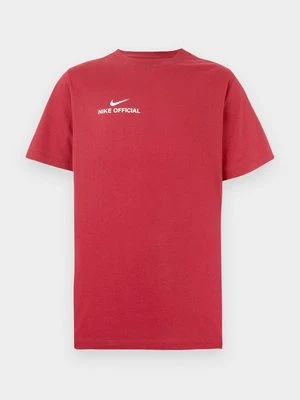 T-shirt z nadrukiem Nike czerwony