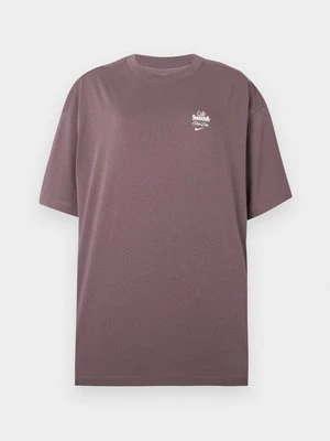 T-shirt z nadrukiem Nike brązowy