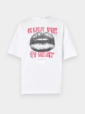 T-shirt z nadrukiem Noisy May