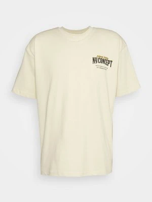 T-shirt z nadrukiem NY CONCEPT