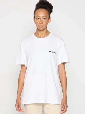 T-shirt z nadrukiem Oh April biały