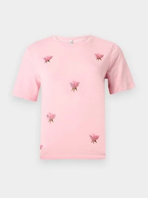 T-shirt z nadrukiem Only