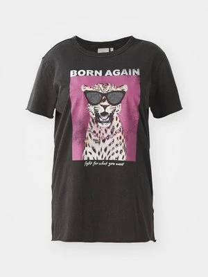 T-shirt z nadrukiem ONLY Carmakoma