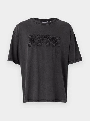 T-shirt z nadrukiem Only & Sons
