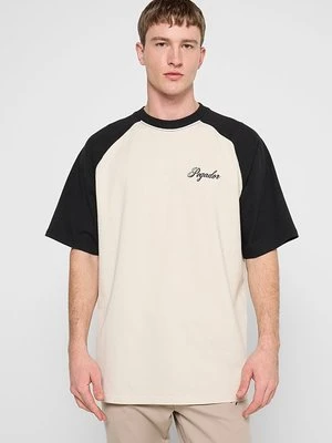T-shirt z nadrukiem Pegador
