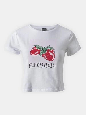 T-shirt z nadrukiem Pieces