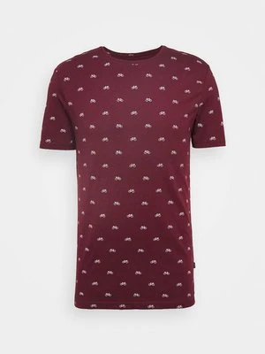 T-shirt z nadrukiem Pier One