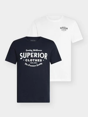 T-shirt z nadrukiem Pier One